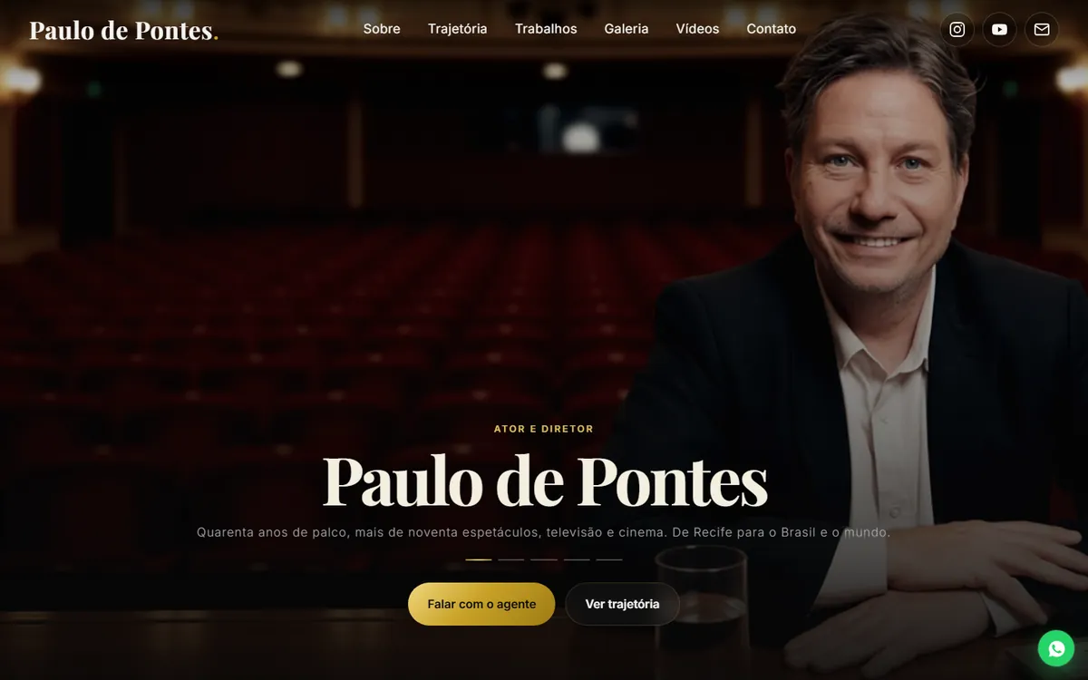 Site AcheMe X do ator Paulo de Pontes no computador