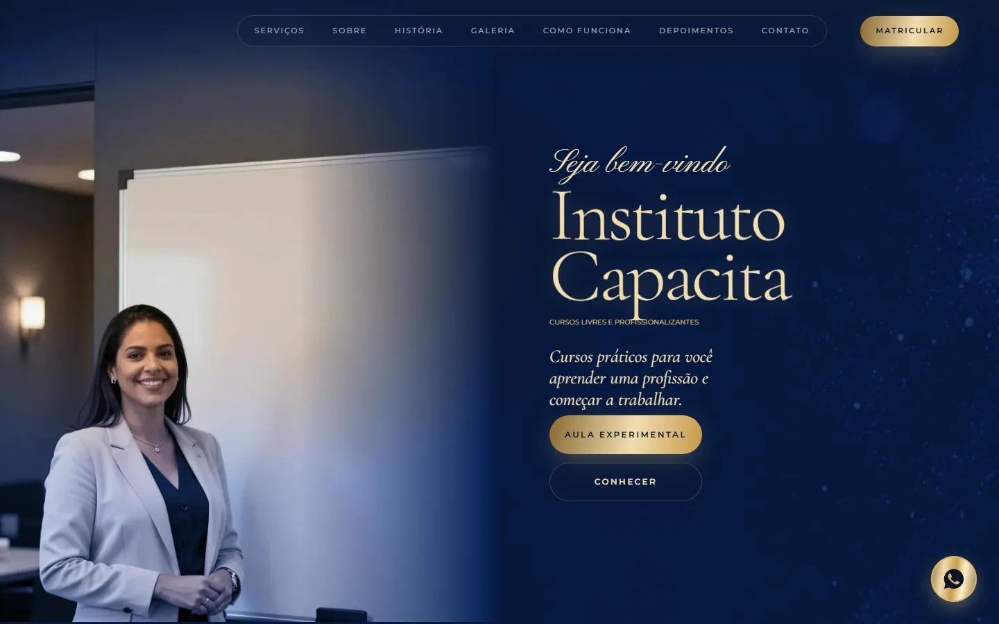 O site AcheMe de cursos livres e profissionalizantes no computador